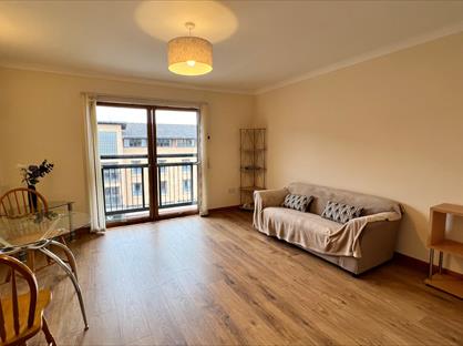 2 Bed Flat, Kelvinhaugh Street, G3