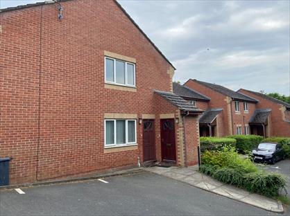 2 Bed Flat, Berkeley Crescent, SK14