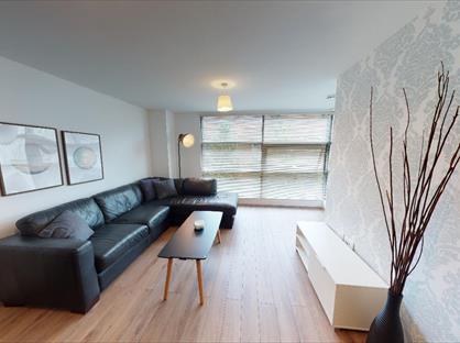 2 Bed Flat, Colquitt Street, L1