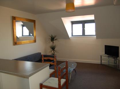 2 Bed Flat, Portland Place, NN1