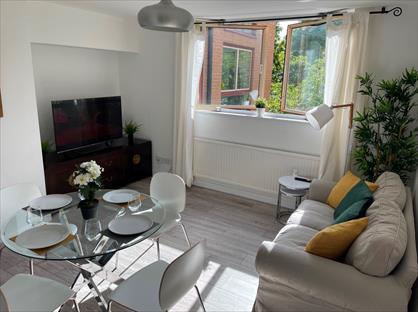 2 Bed Flat, Cape Yard, E1W