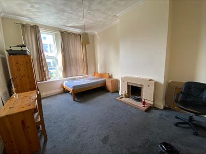 2 Bed Flat, Alma Road, SO14