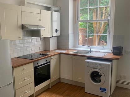 1 Bed Flat, St. Michaels Hill, BS2