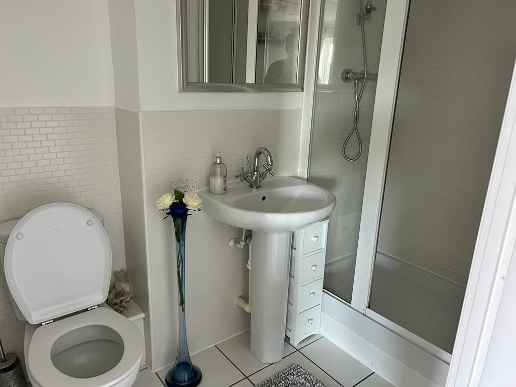 Additional image 3 of Room in a Shared House, Circus Drive, CB4, N1 7GU