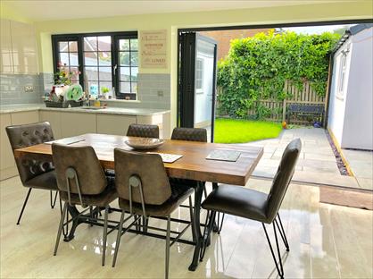 4 Bed Detached House, Plantation Gardens, LS17