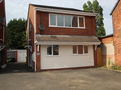 3 Bed Detached House, Hagley Road, B63