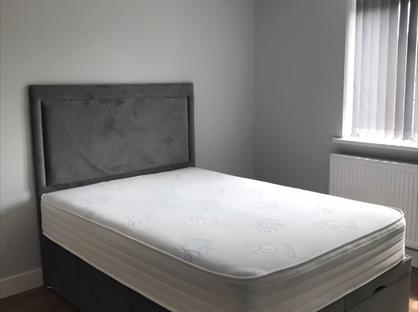 Room in a Shared House, Rochfords Gardens, SL2