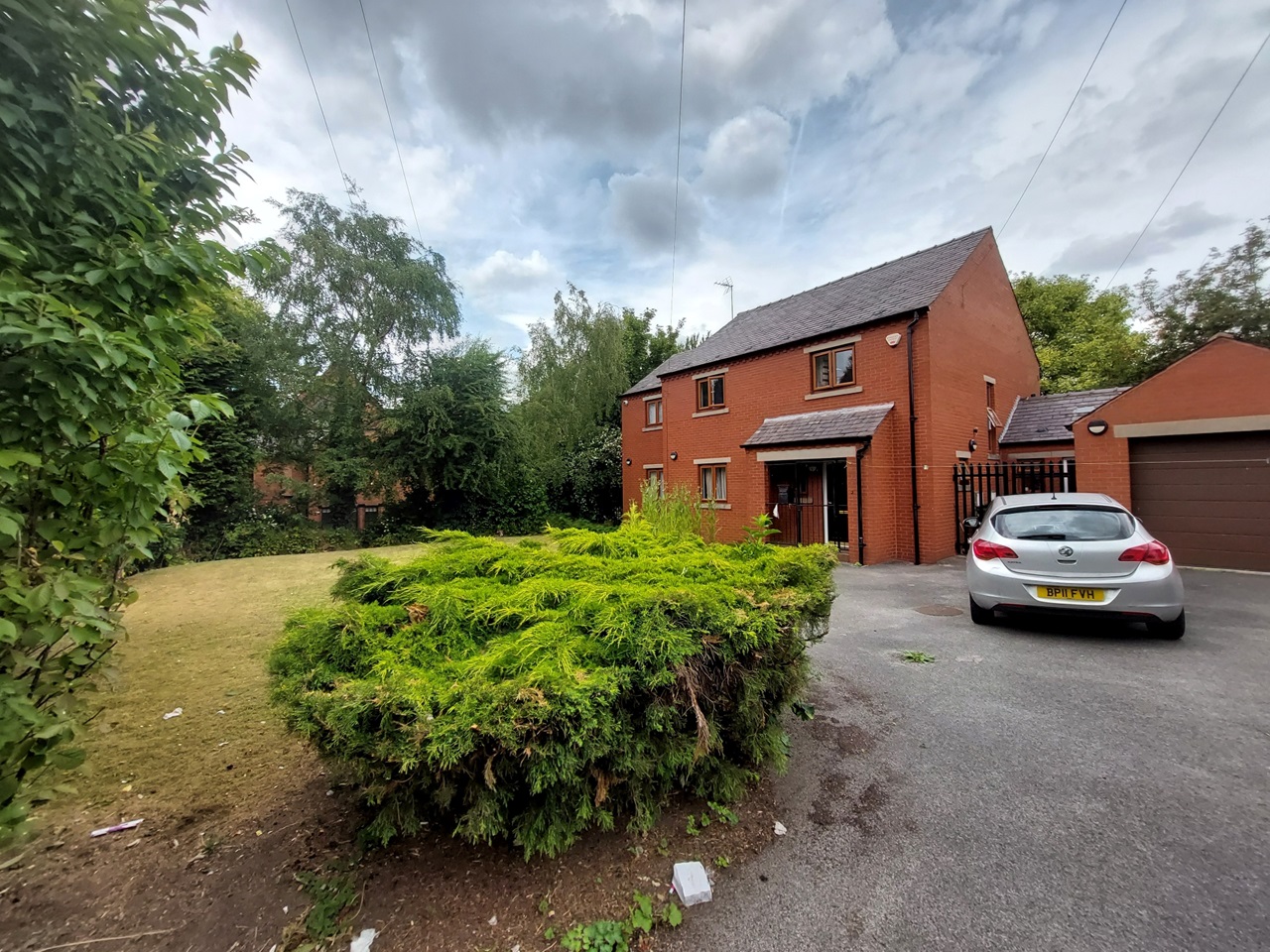 Leeds Room in a Shared House, Elford Place West, LS8 To Rent Now