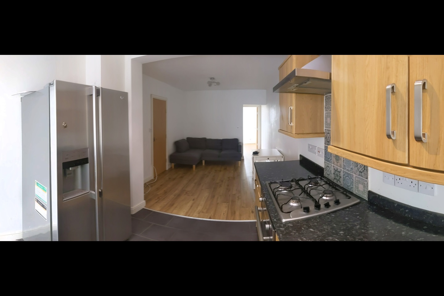 2 Bed Flat, Bath Road, BS4 photo 2