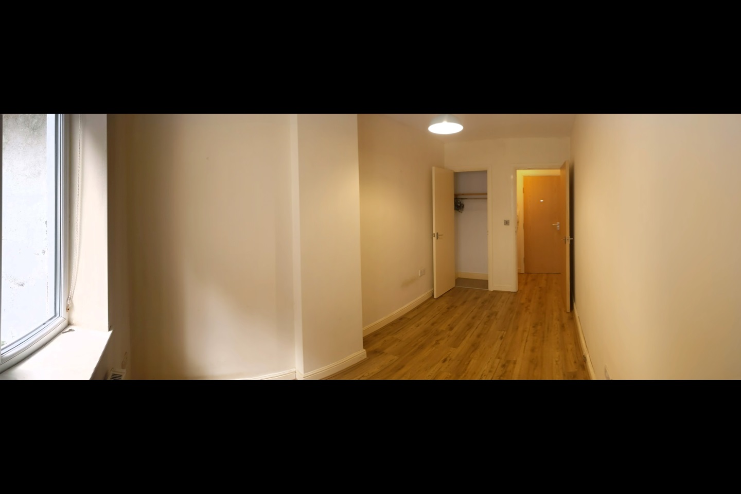 2 Bed Flat, Bath Road, BS4 photo 4