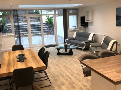 3 Bed Flat, Alexandra Park Road, N22