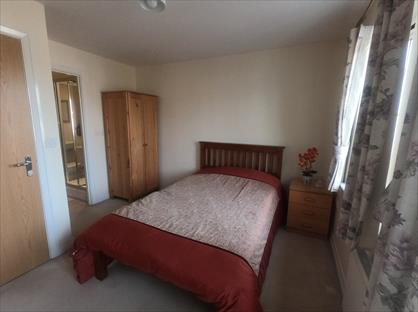 Room in a Shared House, Canterbury Close, KT4