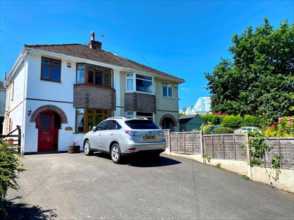 3 Bed Semi-Detached House, Vallis Road, BA11