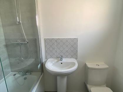 2 Bed Terraced House, East View, DH6