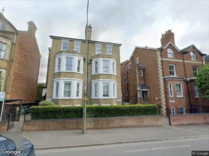 1 Bed Flat, Cedar Court, OX4
