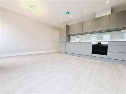 1 Bed Flat, Bath Road, SL1