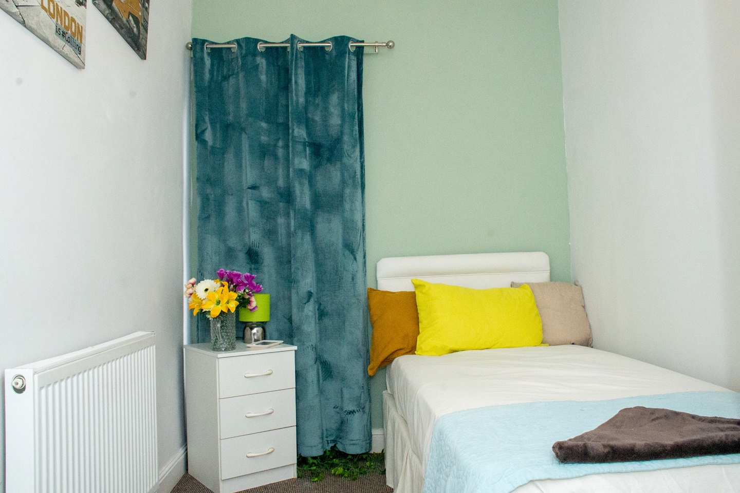 Wellingborough Room in a Shared House, Road, NN8 To Rent