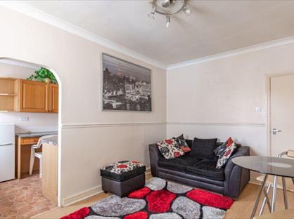 1 Bed Flat, Halesowen Road, B64