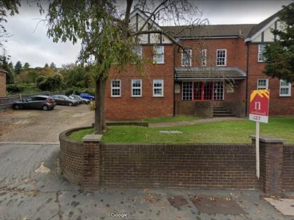 1 Bed Flat, West Wycombe Road, HP11