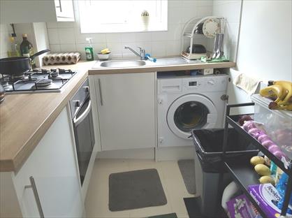 2 Bed Flat, Seven Sisters, N17