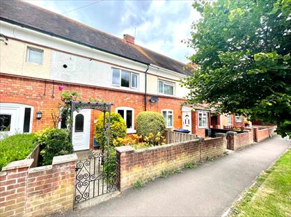 2 Bed Terraced House, Forest Road, SN12