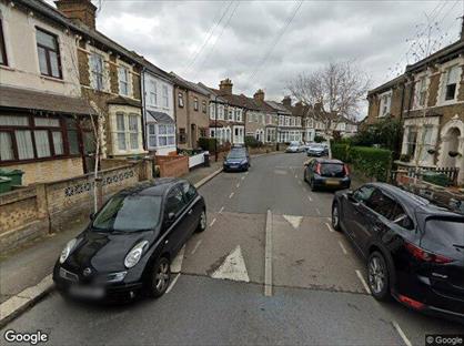 Room in a Shared House, Mornington Road, E11