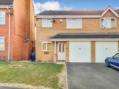 3 Bed Semi-Detached House, Riverview, NG23