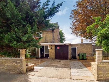 5 Bed Semi-Detached House, Heathfield Road, SW18