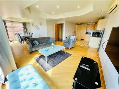 2 Bed Flat, Waterloo Street, LS10