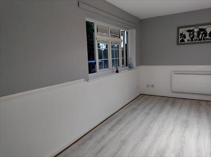 1 Bed Flat, Barkwood Close, RM7