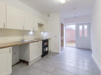 2 Bed Terraced House, Chequers Lane, NN8