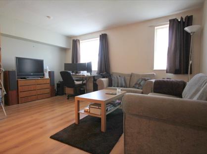 1 Bed Flat, Moriatry Close, N7