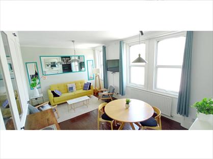 1 Bed Flat, Talgarth Road, W14