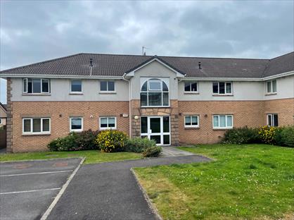 2 Bed Flat, Heather Gardens, G71