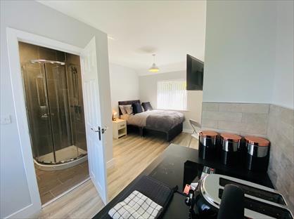Room in a Shared House, Harpfield Road, ST4