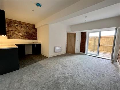 1 Bed Flat, The Old Embassy, HU1