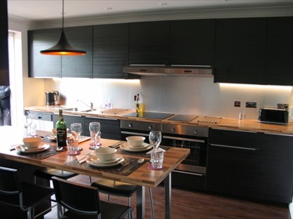 Room in a Shared House, Little Graylings, WD5