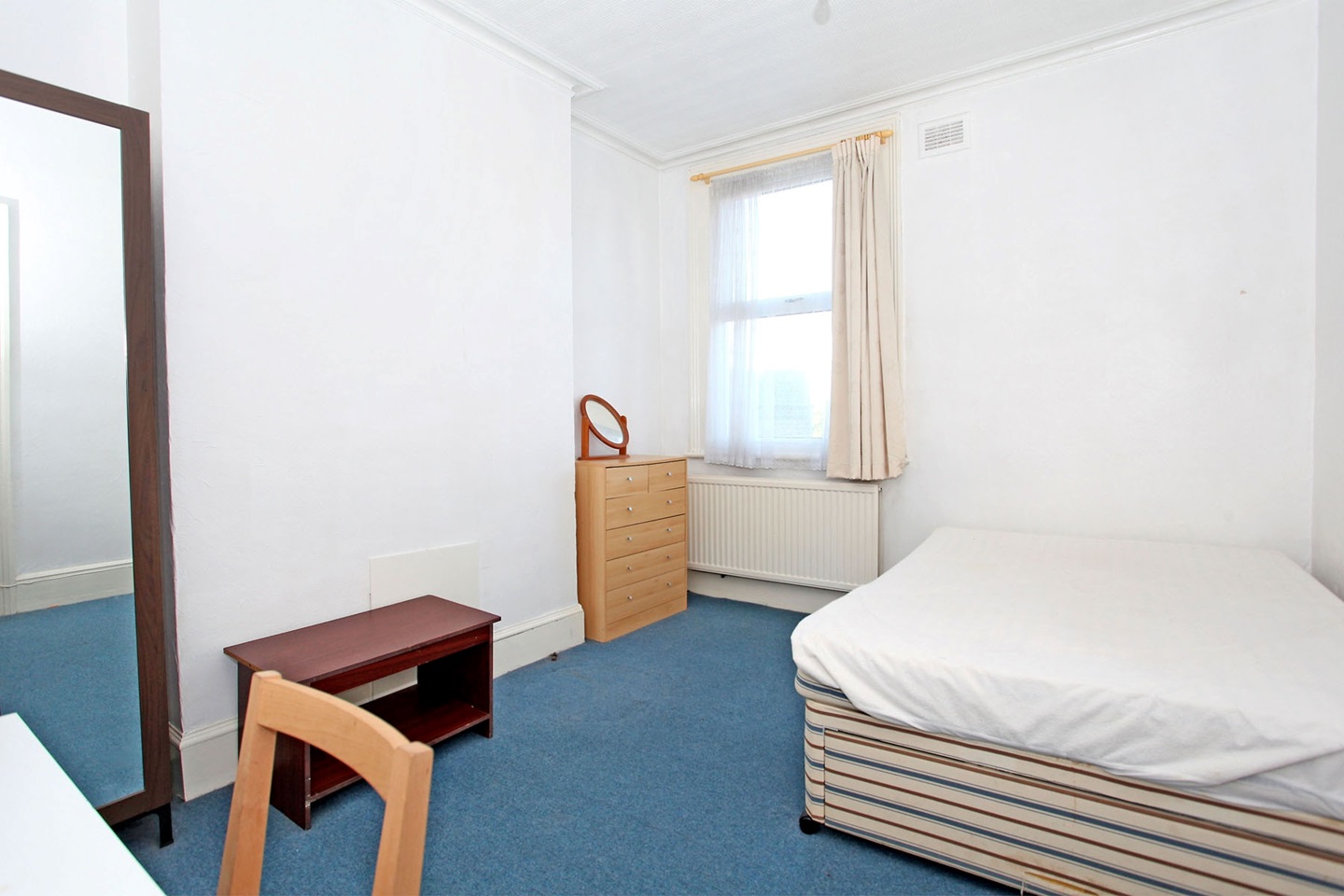 3 Bed Flat, Saltram Crescent, W9 photo 3
