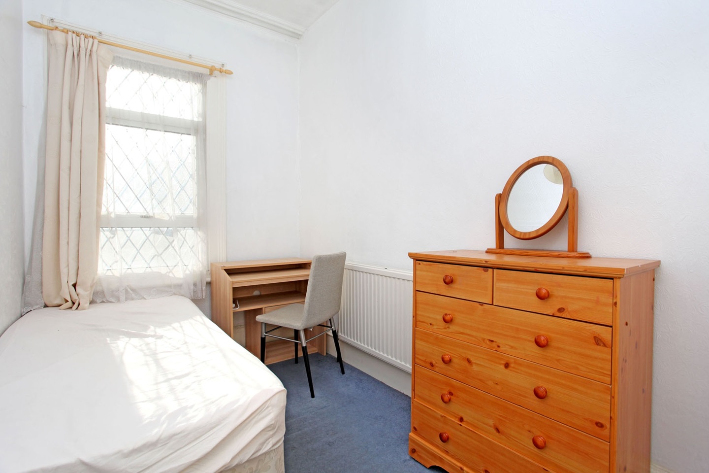 3 Bed Flat, Saltram Crescent, W9 photo 4