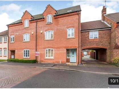 5 Bed Semi-Detached House, Bewick Place, PE7