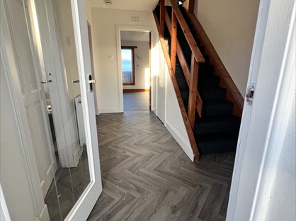 3 Bed Maisonette, Johnston Crescent, KY5