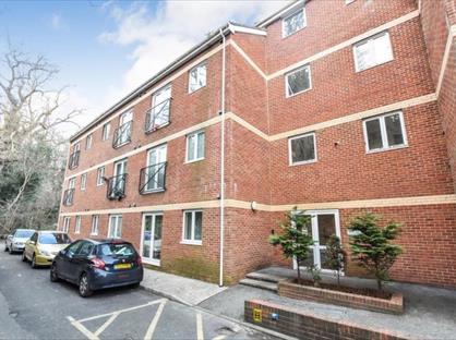 2 Bed Flat, Hampden Close, TN37
