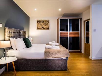 Studio Flat, Trueman Street, L3