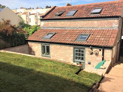 2 Bed Semi-Detached House, Sydenham Lane, BS6