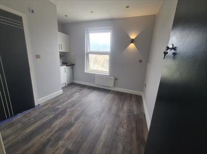 Studio Flat, Junction Road, N19
