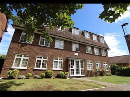 2 Bed Flat, Sherringham Court, EN2
