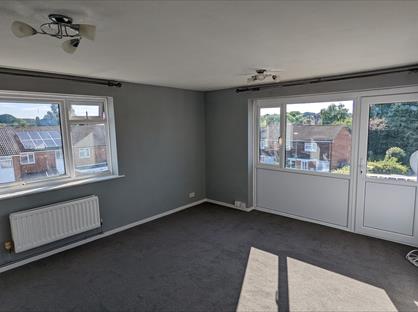 1 Bed Flat, Meldrum Close, BR5