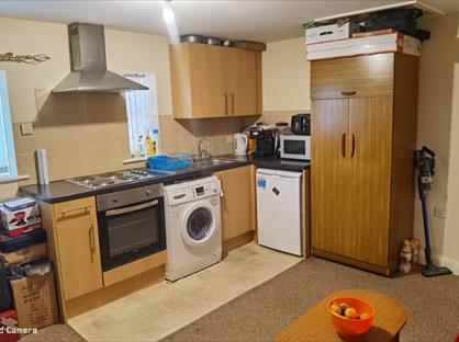 Studio Flat, Fountain Inn, TF2