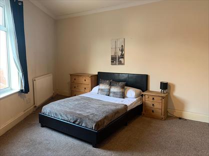 Room in a Shared House, Pitt Street, S61