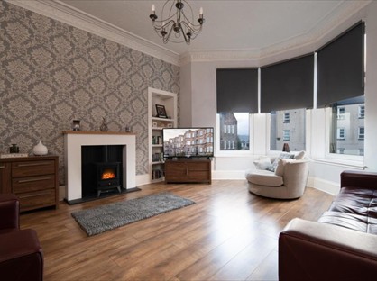 2 Bed Flat, Binnie Street, PA19